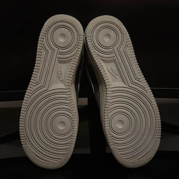 Nike Air Force 1 - Picture 5 of 5